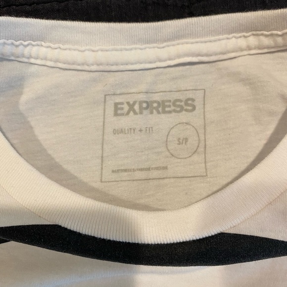 Express Shirt SMALL White Mens Clothing Quality + Fit Short Sleeve Tee Used - Picture 2 of 3